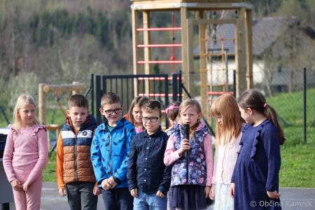 Odprtje večnamenskega športnega in otroškega igrišča na Gozdu (11)